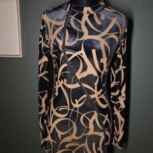 Elegant Black and Gold Patterned Dress